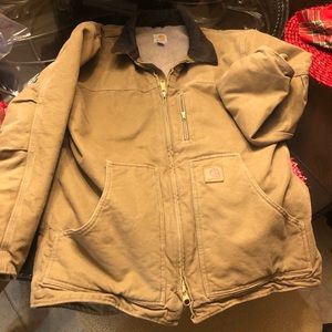 Carhartt jacket size medium men’s